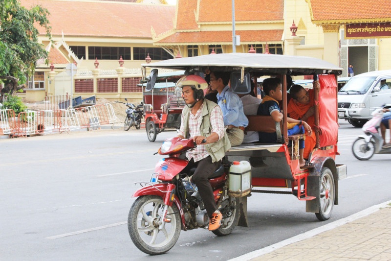 Phương tiện di chuyển vừa tiết kiệm, vừa thú vị khi du lịch tại Campuchia