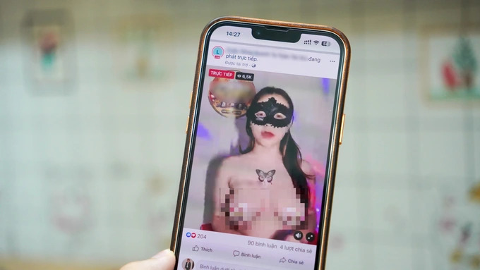 Hệ thống kiểm duyệt của Facebook để lọt các video livestream khỏa thân, quảng cáo ứng dụng cờ bạc