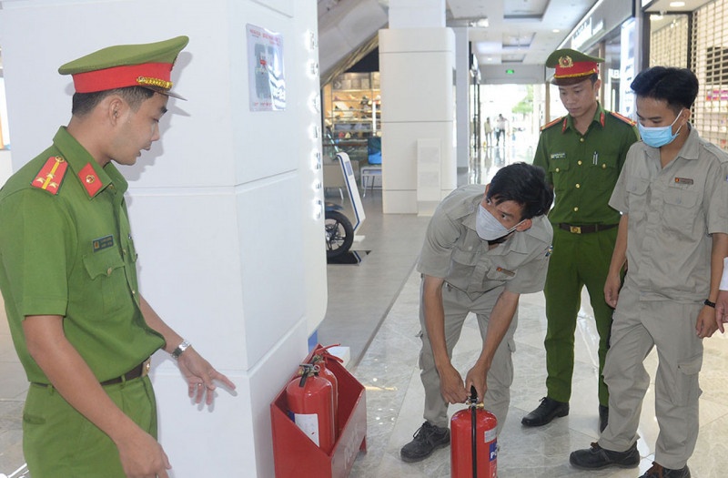 Thủ tướng yêu cầu tháo gỡ khó khăn về công tác phòng cháy chữa cháy