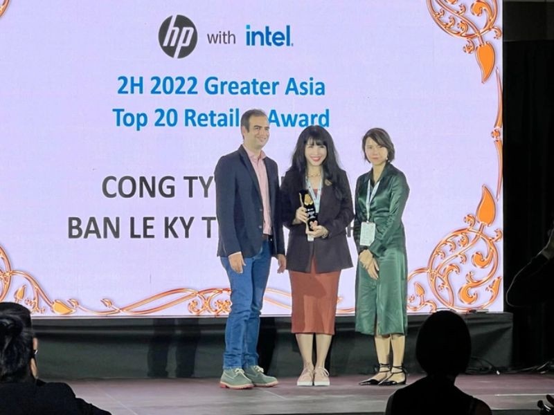 FPT Shop vinh dự lọt top 20 